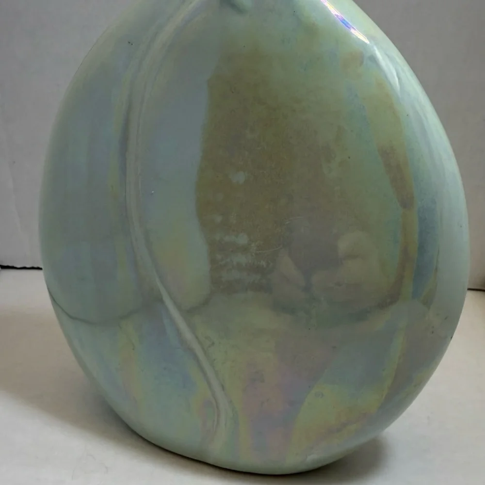 Royal Haeger, Iridescent Ceramic Vase